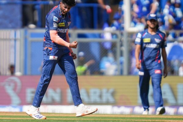 LSG’s 156.7 Kmph Sensation Mayank Yadav’s Excellent Reply To Rohit Sharma Hitting 2 Sixes – Watch