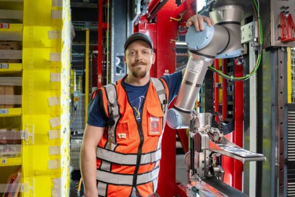 Amazon’s new vulcan robotic for provide facilities has a ‘sense of contact’