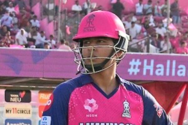 Vaibhav Suryavanshi Hits 40 Runs in 15 Balls Consecurable Sixes on Arshdeep Singh Over. Vaibhav Suryavanshi performed a stormy innings of 40 runs off 15 balls.